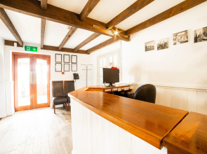 OYO White Horse Lodge Hotel, East Thirsk