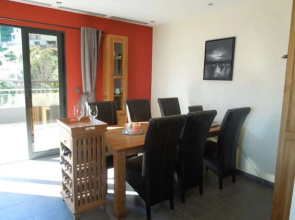 Comfortable Holiday Home in Boaventura With Barbecue