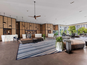 Four Points by Sheraton Phuket Patong Beach Resort