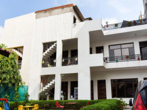 OYO 4548 Hotel The Green Park Resort