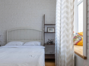 Рядом с Эрмитажем