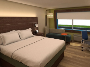 Holiday Inn Express & Suites Lakeland South by IHG