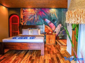 Bali Modern Resort Woody House