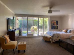 Large Creekside Studio at Shadow Mountain Resort and Club