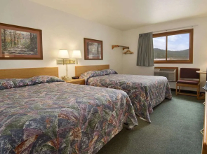 Super 8 Hill City/Mt Rushmore/ Area