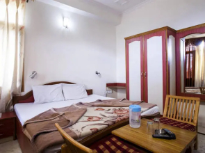 Swastik Inn