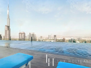 LUX The Paramount Sea View Suite