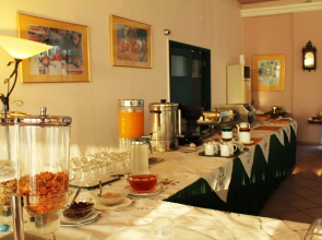 Saint Nicholas Hotel
