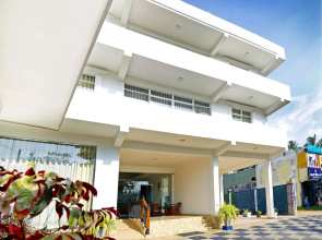 Ronaka Airport Transit Hotel