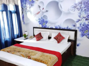 Goroomgo Bros Hostel Manali