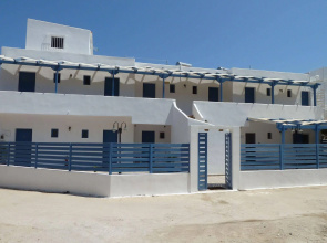 Dedes Apartments