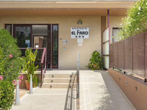 Aparthotel El Faro