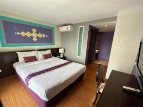 Sawasdee Hotel @ Sukhumvit Soi 8