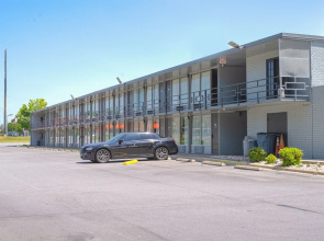 Masters Inn Selma/Smithfield I-95 By OYO