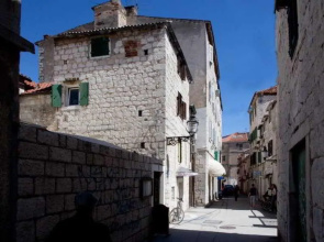 Veli Varos Apartments