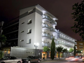 Hotel Astari