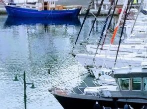 Yacht Front Studio - No 3