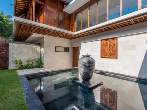 Villa Rusa Biru