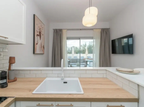 Camelia Luxury Suites - Private Pool & Jaccuzi