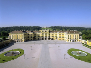 Schloß Schönbrunn Grand Suite
