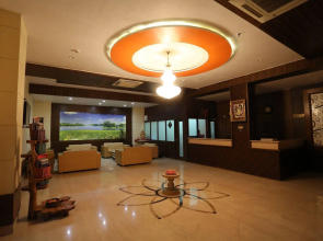 Hotel Paras Inn by Treebo Hotels