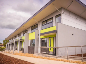 Deakin Geelong Units