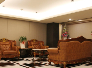 Shihzuwan Hotel - Kaohsiung Station