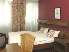 Hotel und Weinstube Römischer Kaiser