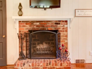 3 Bedroom, Woodlark Lane