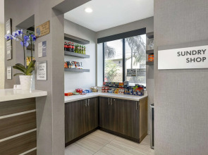 Best Western Plus Gardena Inn & Suites