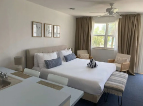 Marine Villas 6 in Hollywood