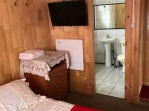 Hospedaje Ei Molo