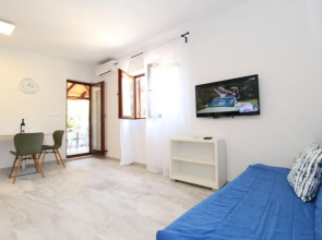 UGA - Perfect Location - SA3 - Ivona