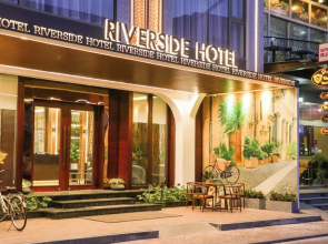Riverside Hotel