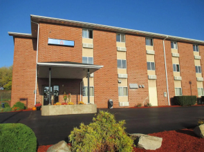 Motel 6 Drums, PA