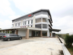 OYO 89888 Dz Residence Guest House