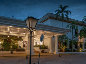 Tropical Executive Hotel