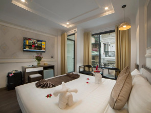 Galliot Central Hotel