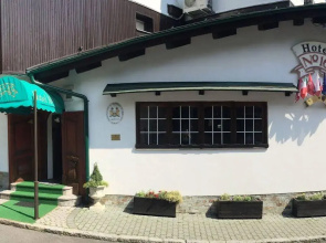 Hotel No. 16