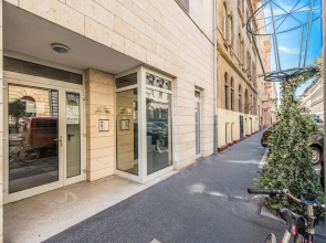 Oasis Apartments - Oktogon II