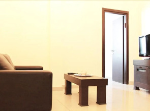 Allenby Bauhaus Apartments