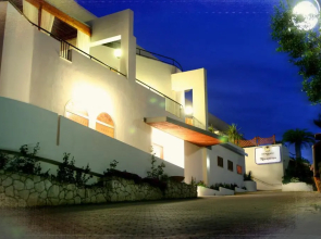 Hotel Baia Dei Faraglioni