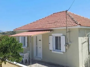 Mata s Cottage - 2 Bedroom House