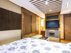 Hotel Rugo in Junghwasan-Dong Jeonju
