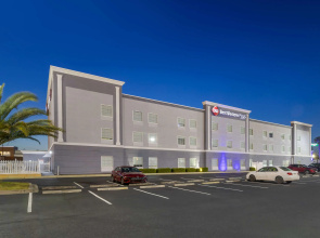 Best Western Plus Brunswick Inn & Suites