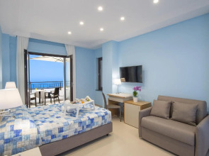 Villa Paradise Resort