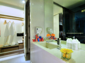 Citrus Sukhumvit 13 Nana Bangkok by Compass Hospitality