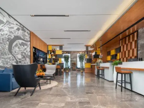 Echarm Hotel (Shache Zhengwuzhongxin Baicheng Railway Station)