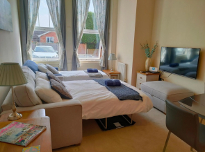 NEW - Luxury apartment Springhill Court, Bewdley, Worcestershire.