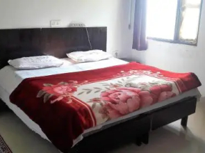 Home stay in Tapovan